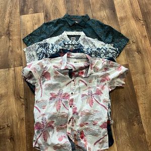Lot of 5 Reef button down shirts